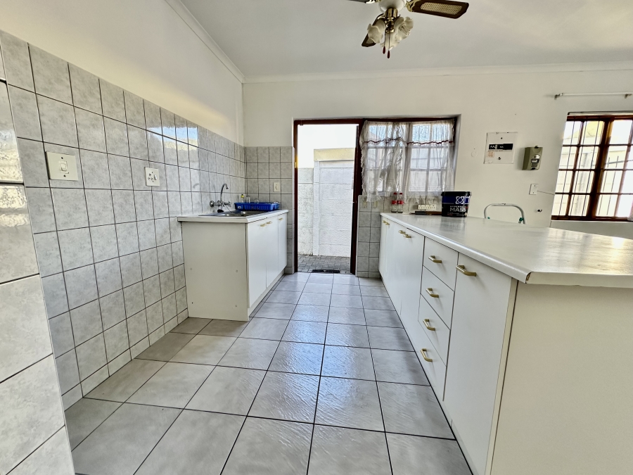 2 Bedroom Property for Sale in Vasco Estate Western Cape